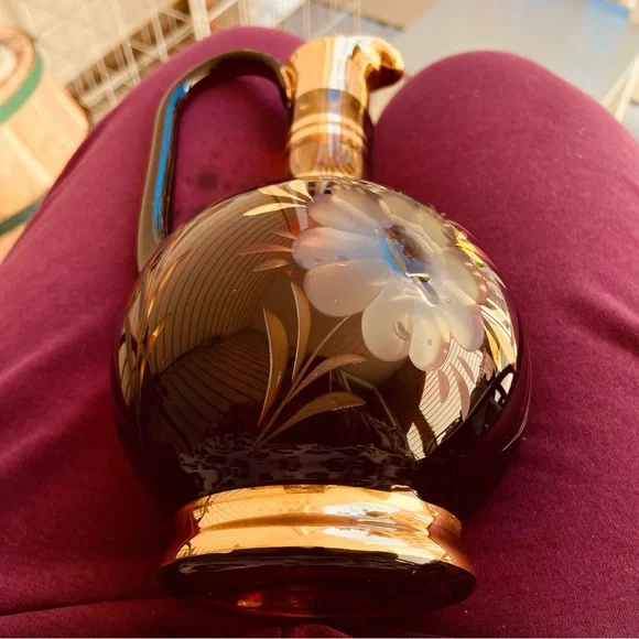 Old Etched & Gilded Mini Red Amber Glass Decanter/ Handle Beautiful Starburst🪻&✨ - Picture 15 of 16